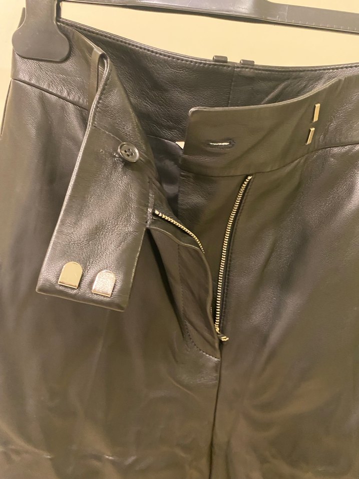 Siyah Deri Kemerli Mini Şort - Görsel 5