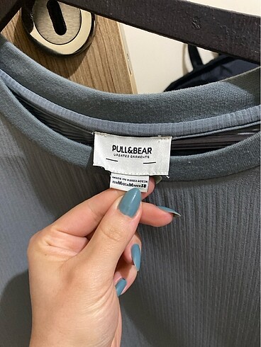 m Beden pull bear tshirt