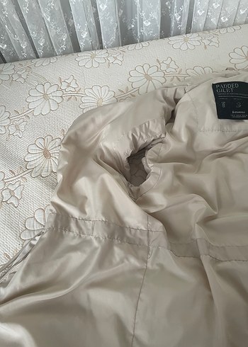 s Beden Bej Kemerli Yüksek Yakalı Kadın Şişme Yelek
