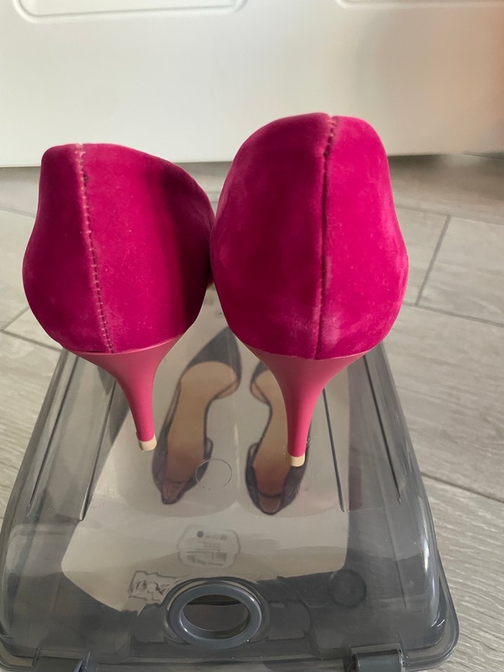 Parlak Pembe Süet Stiletto Topuklu Kadın Ayakkabı - Görsel 2