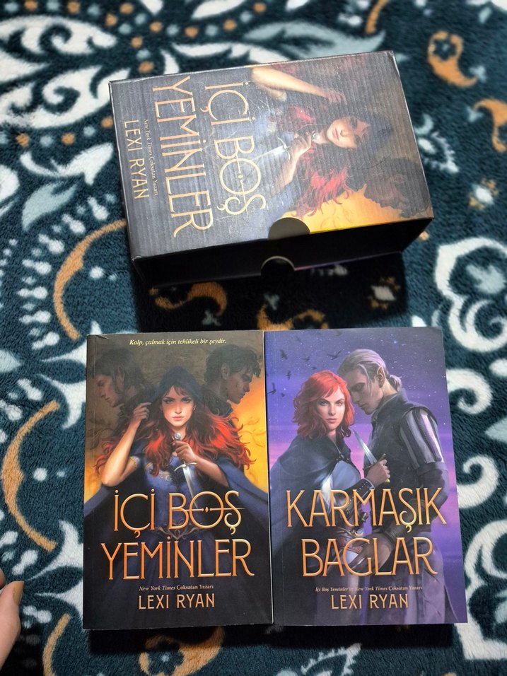 İçİ Boş Yeminler & Karmaşık Bağlar set Lexı Ryan - Görsel 2