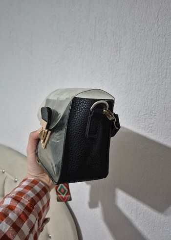 Kadın çapraz kol Çantası - Görsel 3