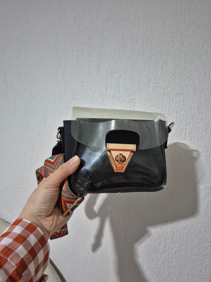 Kadın çapraz kol Çantası - Görsel 2