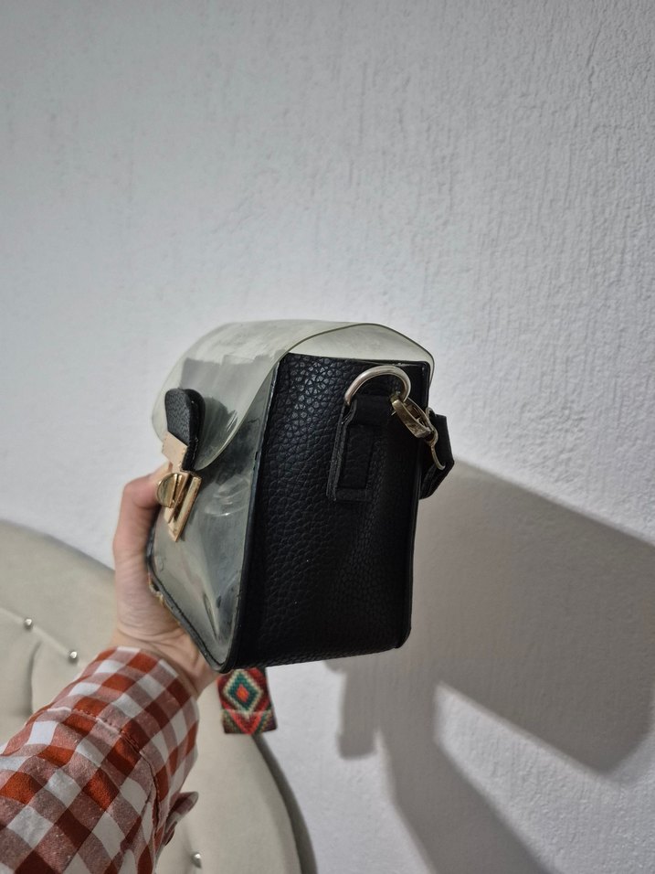 Kadın çapraz kol Çantası - Görsel 3