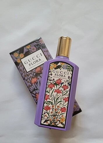 Gucci Flora Gorgeous Magnolıa 
