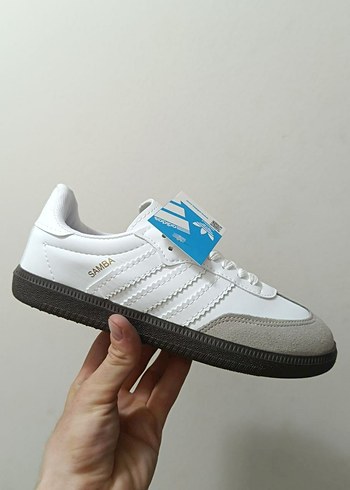 38 Beden Adidas Beyaz Gri Kadın Spor Ayakkabı