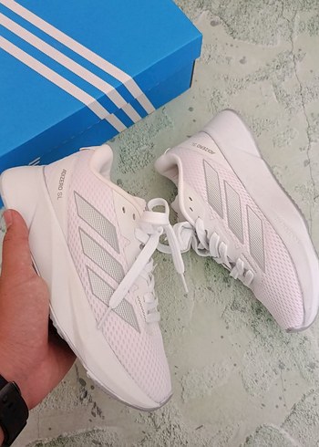 36 Beden Beyaz Adidas Kadın Spor Ayakkabı