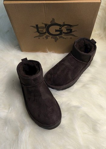 Ugg Koyu Kahverengi Suet Bot