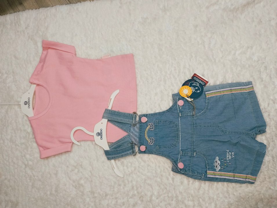 Kız Çocuk Pembe Tişört ve Baskılı Denim Salopet - Görsel 2