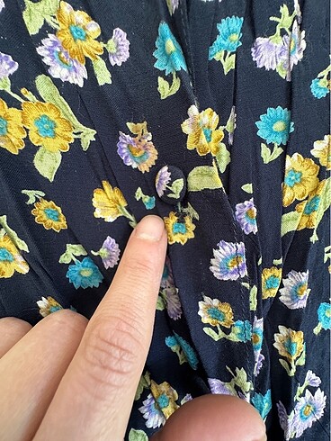 m Beden Çiçekli peplum gömlek