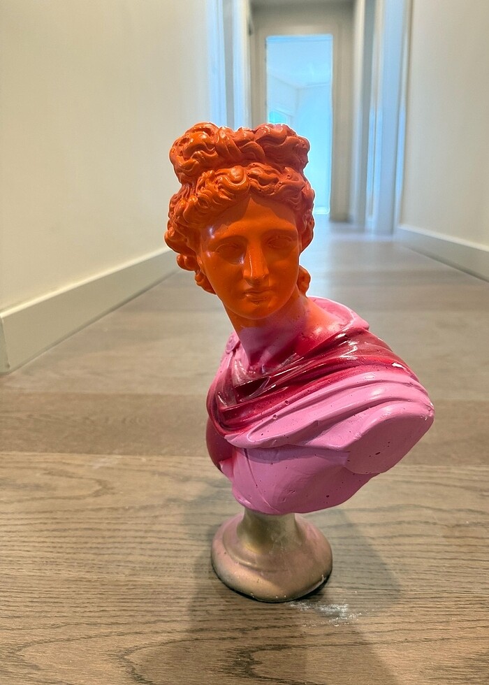 Büst biblo - Görsel 2