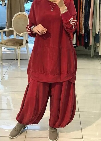 MİSS WENCHE İPEK TAKİM 