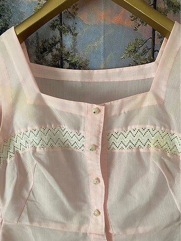 American Vintage coquette ince kumas gupurlu kolsuz bluz