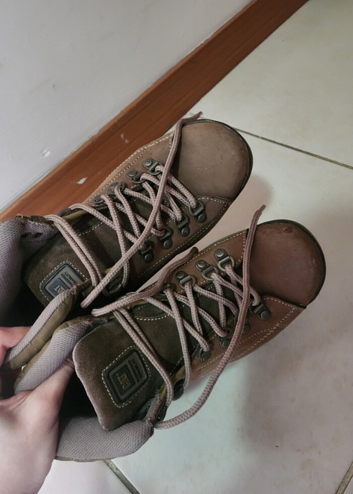 caterpillar kislik bot - Görsel 4