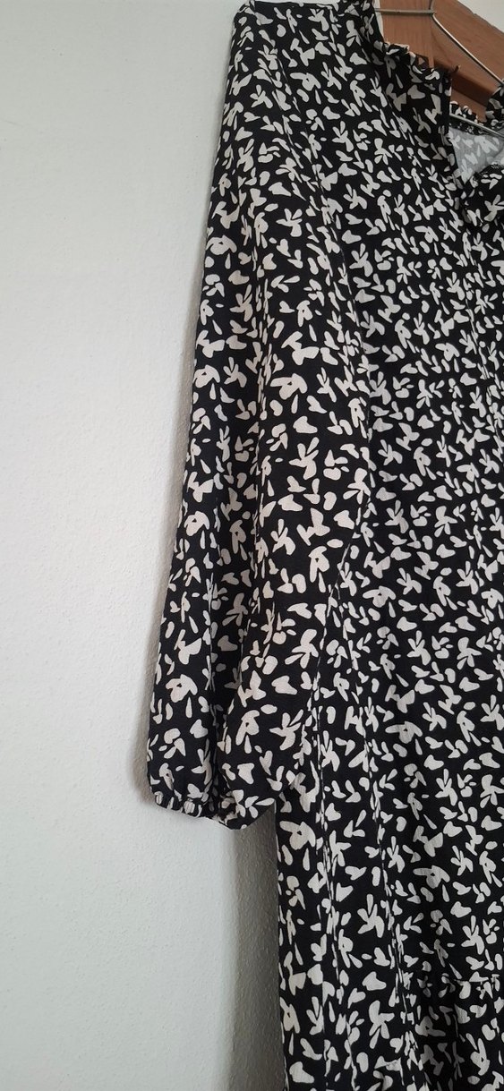 Kadın Siyah Desenli Uzun Pilili Elbise - Görsel 2