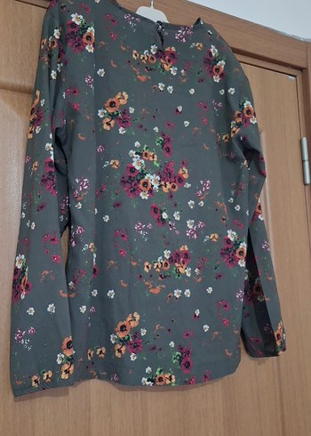 Gri Çiçek Desenli Bohem Hamile Bluzu - Görsel 2