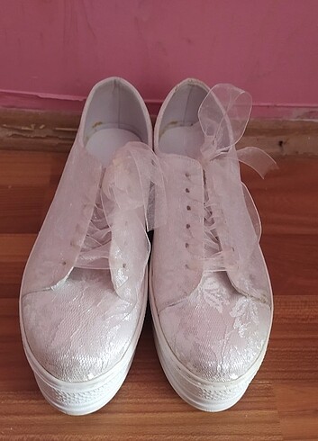 39 Beden beyaz Renk Gelin Converse Ayakkabı 