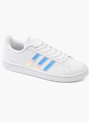 Adidas sneaker 