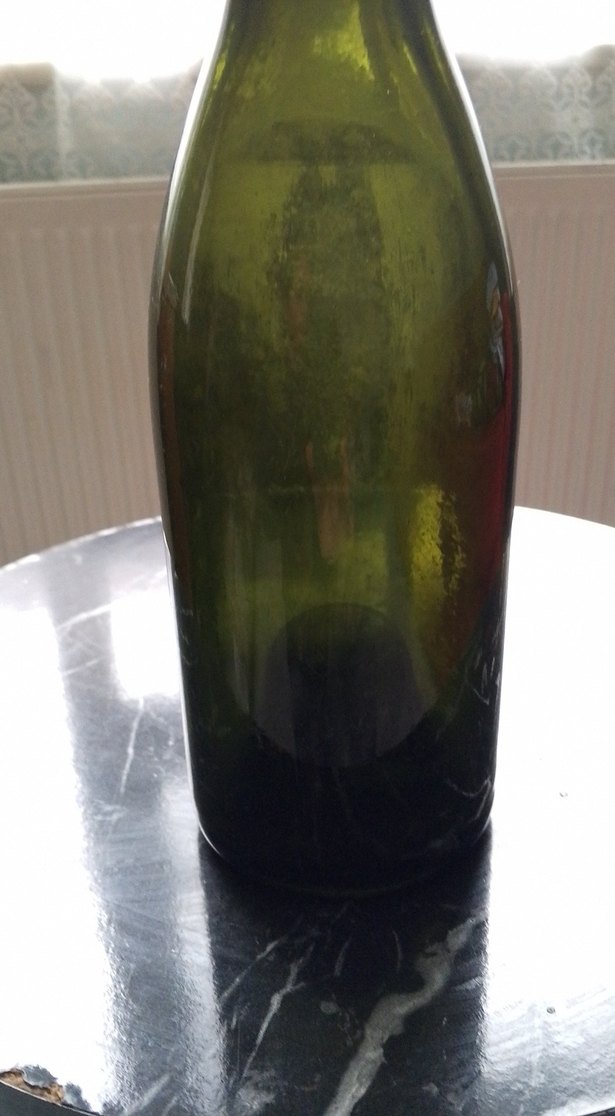 Koyu haki renkli cam şişe - Görsel 4