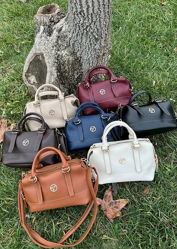 Klasik Stil Beyaz Deri Kadın Çanta - Görsel 3