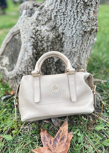 Klasik Stil Beyaz Deri Kadın Çanta - Görsel 2