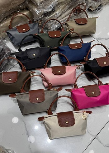 Longchamp model el çantası