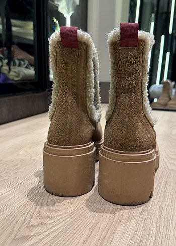 Kahverengi Süet Kürklü Kadın Dolgu Topuk Bot - Görsel 3