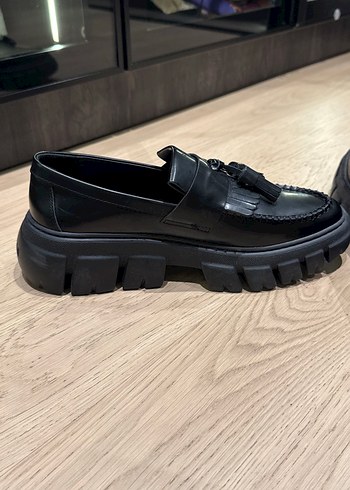 Siyah Deri Püsküllü Platform Topuklu Kadın Loafer - Görsel 4