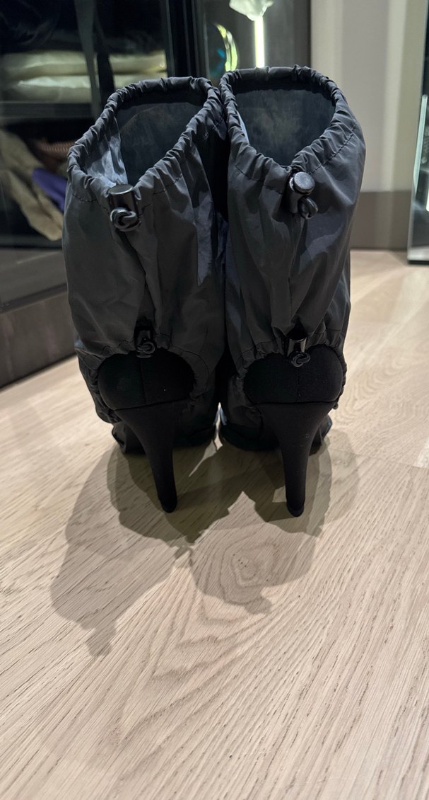 Piliseli Siyah Stiletto Topuklu Kadın Bot - Görsel 3