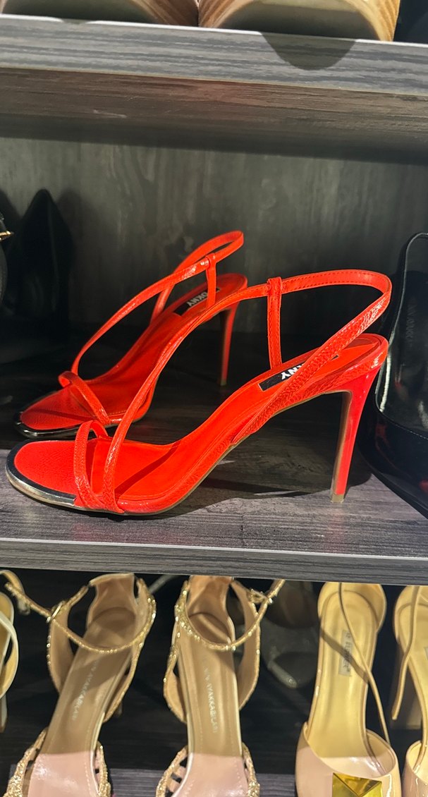 DKNY Turuncu Parlak  İnce Topuklu Kadın Ayakkabı - Görsel 2