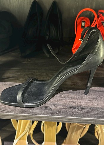 Kadın Siyah Stiletto Topuklu Sandalet - Görsel 2