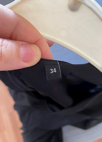 Siyah V Yakalı Uzun Kollu Midi Elbise - Görsel 8