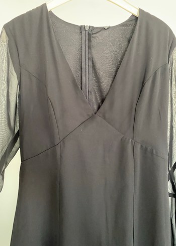 Siyah V Yakalı Uzun Kollu Midi Elbise - Görsel 3