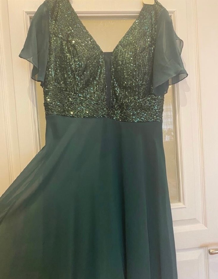 Yeşil İşlemeli Payetli Midi Elbise - Görsel 5