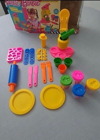 Renkli Barbie hamur Atölyesi Oyuncak Seti - Görsel 2
