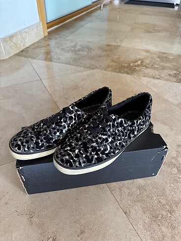 Leopar desenli sneaker