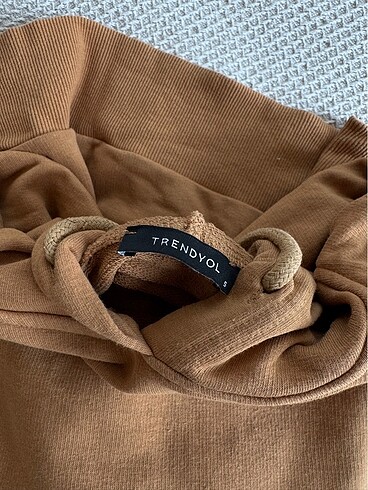 s Beden Camel sweatshirt