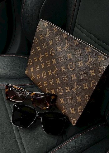 LOUİS VUİTTON CLUTCH - Görsel 3