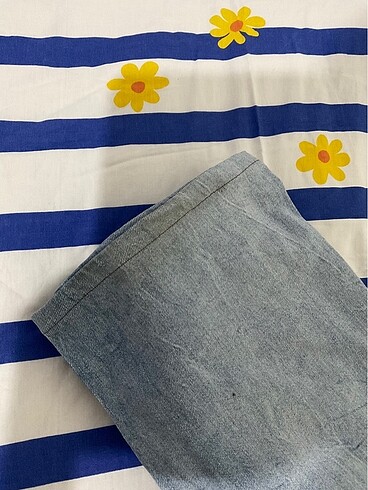 xs Beden Asos yırtık kot pantolon