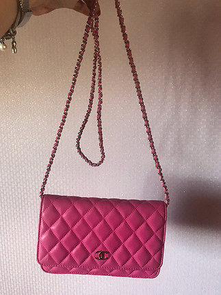 Pembe askılı çanta