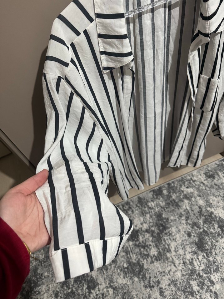 Düğmeli Çizgili Uzun Kollu Kadın Gömlek - Görsel 2