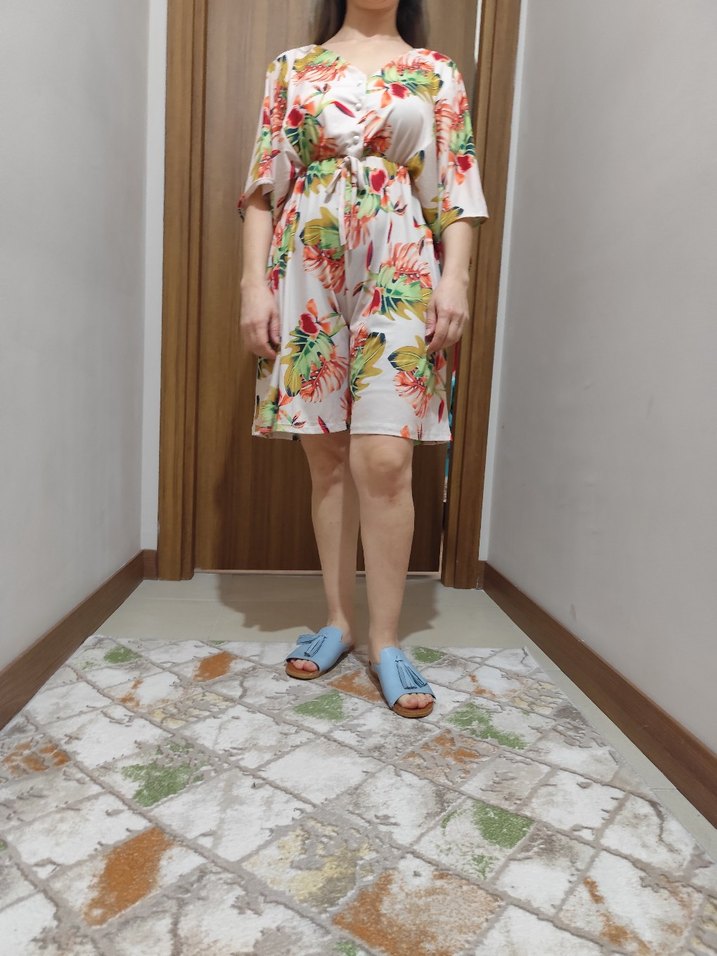 Bohem Tarz Mini V Yaka Kısa Tulum s/ m uyumludur - Görsel 3