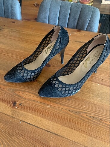 Fileli süet stiletto