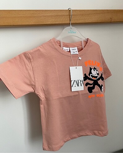24-36 Ay Beden ten rengi Renk ZARA FELİX SOMON TİŞÖRT 3-4 yaş