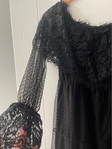H&M Studio Madonna Yaka Siyah Tül Detaylı Elbise