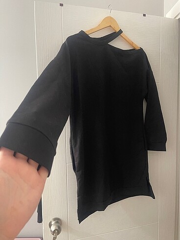 Siyah Yaka Detaylı Mini Elbise