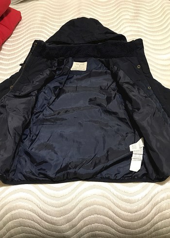 Kız Çocuk Lacivert Kapüşonlu Düğmeli Mont - Görsel 3