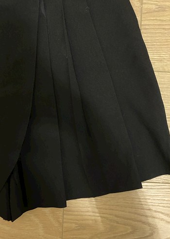 Siyah Pilili Mini Etek - Görsel 2