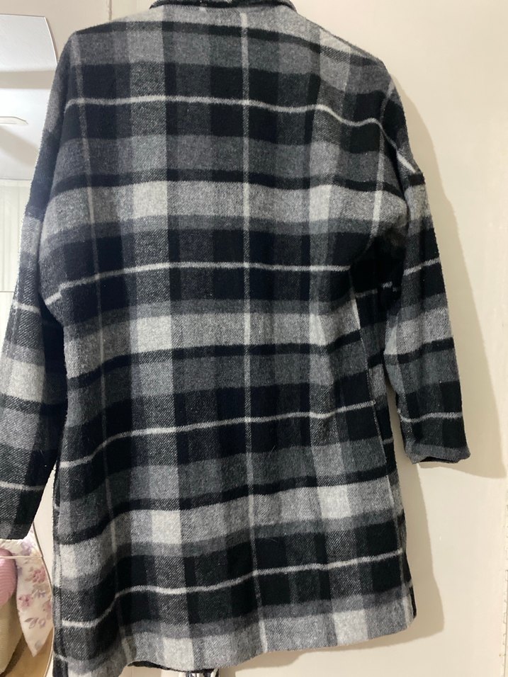 Gri Ekose Desenli Kadın Yün Kaban Batik - Görsel 3