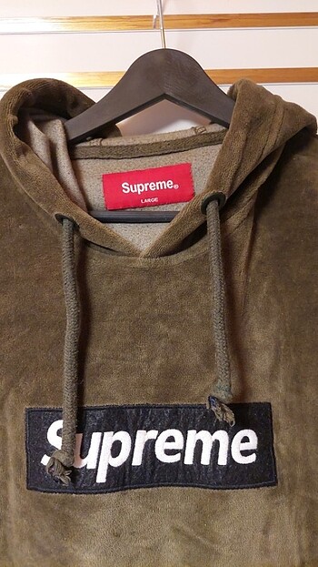 Supreme Kapüşonlu supreme sweatshirt